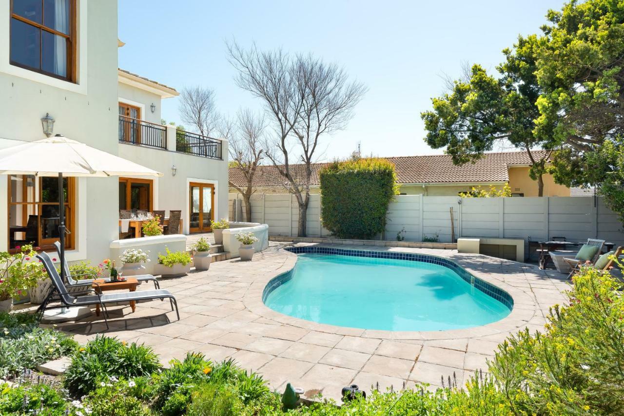Thomson'S Accommodation Cape Town Exterior photo